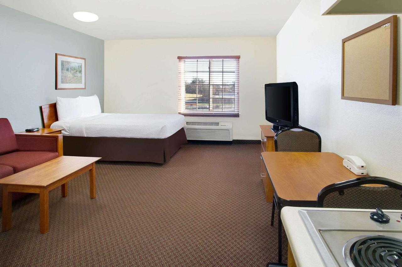 Woodspring Suites Baton Rouge Airline Highway Ngoại thất bức ảnh